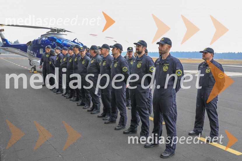 Slovesna predaja novega policijskega helikopterja