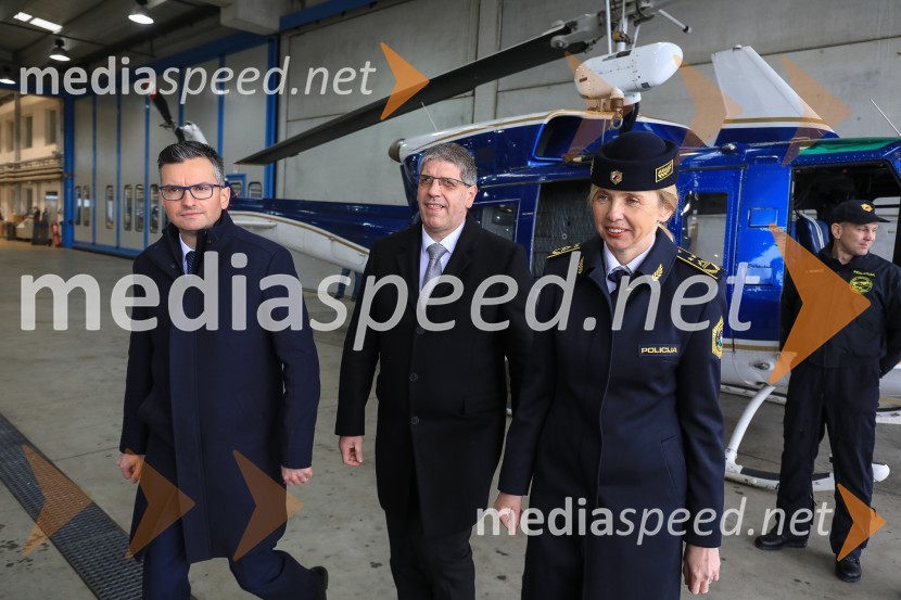  Marjan  Šarec, predsednik Vlade Republike Slovenije;  Boštjan Poklukar, minister za notranje zadeve RS; mag. Tatjana  Bobnar, Generalna direktorica policijeSlovesna predaja novega policijskega helikopterja