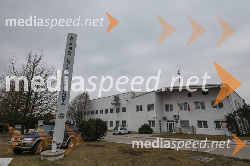 Slovesna predaja novega policijskega helikopterja