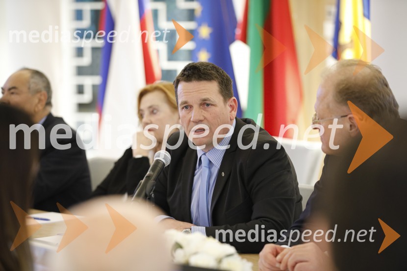 Zasedanje skupščine društva Slovenski konzularni zbor