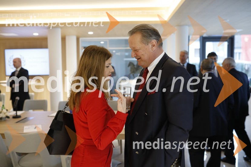 mag. Sonja  Šmuc, generalna direktorica Gospodarske zbornice Slovenije;  ... Zasedanje skupščine društva Slovenski konzularni zbor