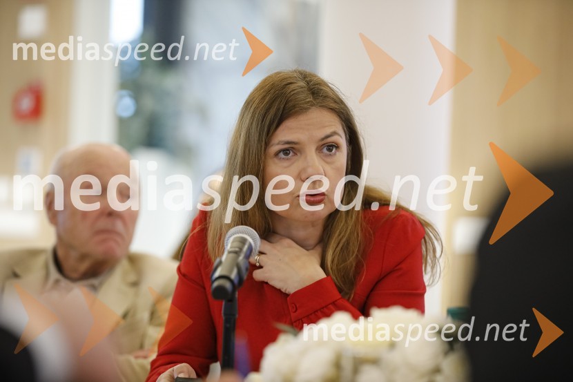 mag. Sonja  Šmuc, generalna direktorica Gospodarske zbornice SlovenijeZasedanje skupščine društva Slovenski konzularni zbor