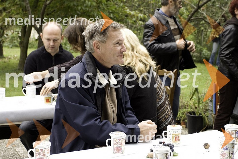 Franci Just, književni pedagog, publicist, urednik in literarni raziskovalecSlovenski pisatelji v Negovi