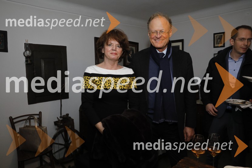  ... ;  Janez  Škrabec, direktor Riko d.o.o., predsednik Slovensko-ruskega poslovnega sveta, častni konzul BelorusijePogovor z Jožetom Mermalom in Tomažem Berločnikom