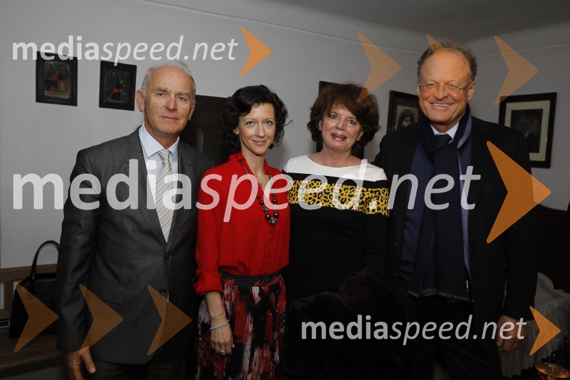  Jože  Mermal, predsednik uprave BTC-ja;  Saša Mrak, izvršna direktorica Združenja Manager;  ... ;  Janez  Škrabec, direktor Riko d.o.o., predsednik Slovensko-ruskega poslovnega sveta, častni konzul BelorusijePogovor z Jožetom Mermalom in Tomažem Berločnikom