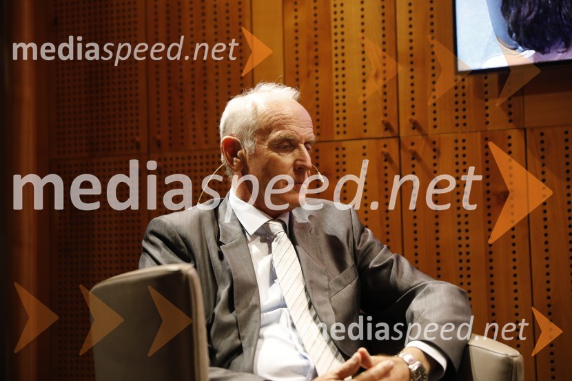  Jože  Mermal, predsednik uprave BTC-jaPogovor z Jožetom Mermalom in Tomažem Berločnikom