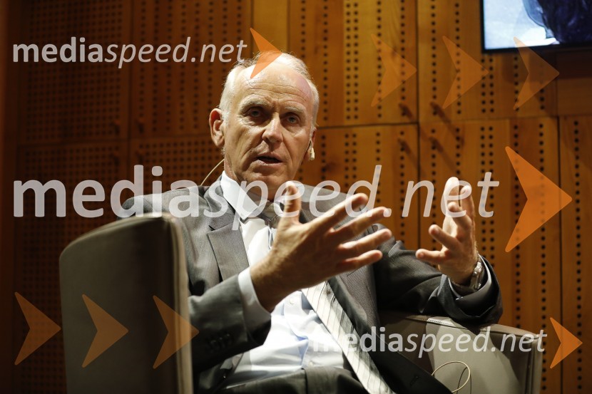  Jože  Mermal, predsednik uprave BTC-jaPogovor z Jožetom Mermalom in Tomažem Berločnikom