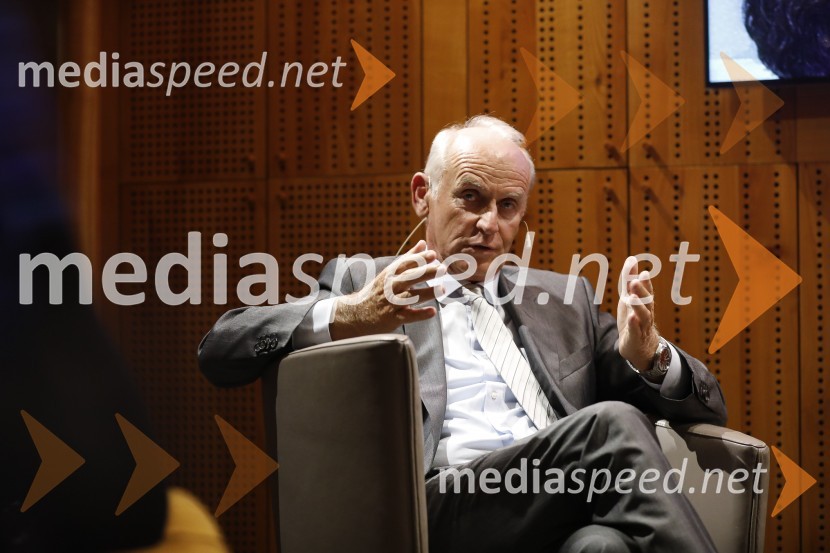  Jože  Mermal, predsednik uprave družbe BTCPogovor z Jožetom Mermalom in Tomažem Berločnikom