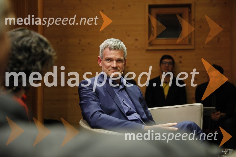 mag. Tomaž  Berločnik, predsednik uprave Petrol d.d.Pogovor z Jožetom Mermalom in Tomažem Berločnikom