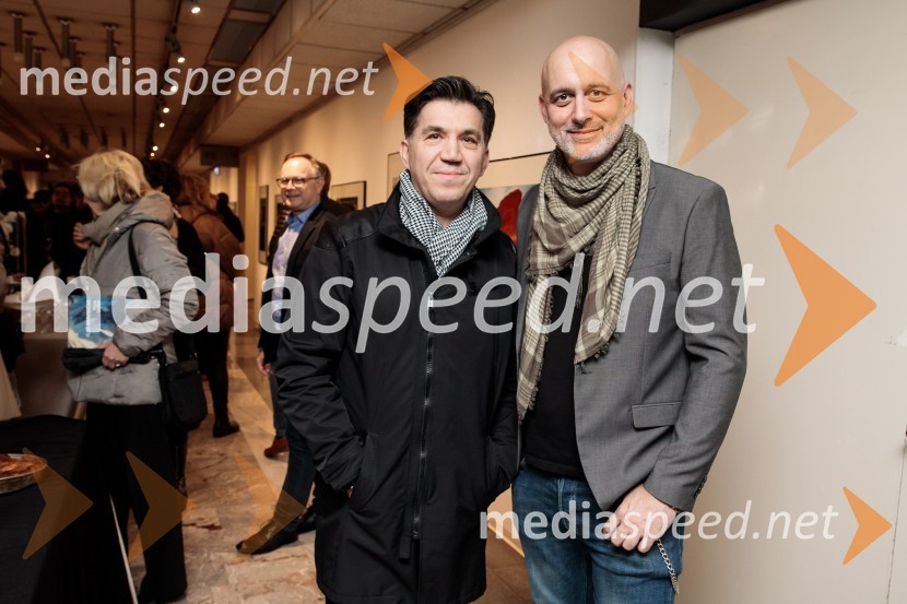  Stevan  Pavlović, Stevo - Frizerska hiša;  Aleš Bravničar, fotografOdprtje fotografske razstave Aleša Bravničarja z naslovom Boginje