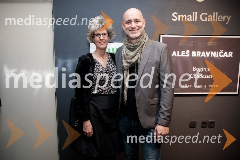  ... ;  Aleš Bravničar, fotografOdprtje fotografske razstave Aleša Bravničarja z naslovom Boginje