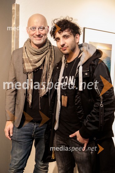  Aleš Bravničar, fotograf;  Loui Ferry, frizerOdprtje fotografske razstave Aleša Bravničarja z naslovom Boginje