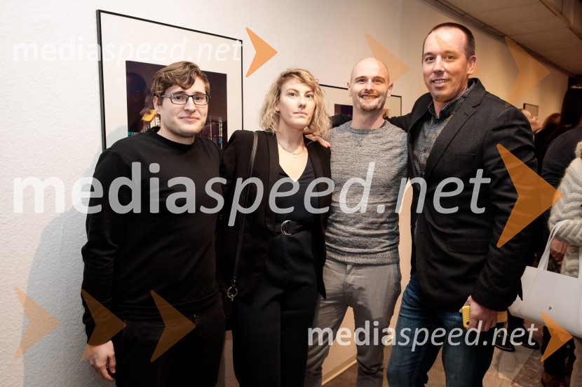 Odprtje fotografske razstave Aleša Bravničarja z naslovom Boginje