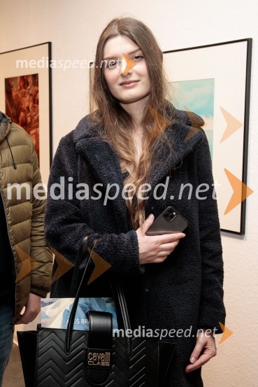 Odprtje fotografske razstave Aleša Bravničarja z naslovom Boginje