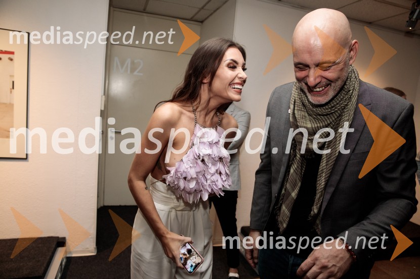  Anja Jenko, fotomodel;  Aleš Bravničar, fotografOdprtje fotografske razstave Aleša Bravničarja z naslovom Boginje