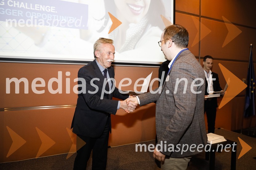 dr. France Arhar, prvi guverner Banke Slovenije;  ... CFA Institute Research Challenge 2020