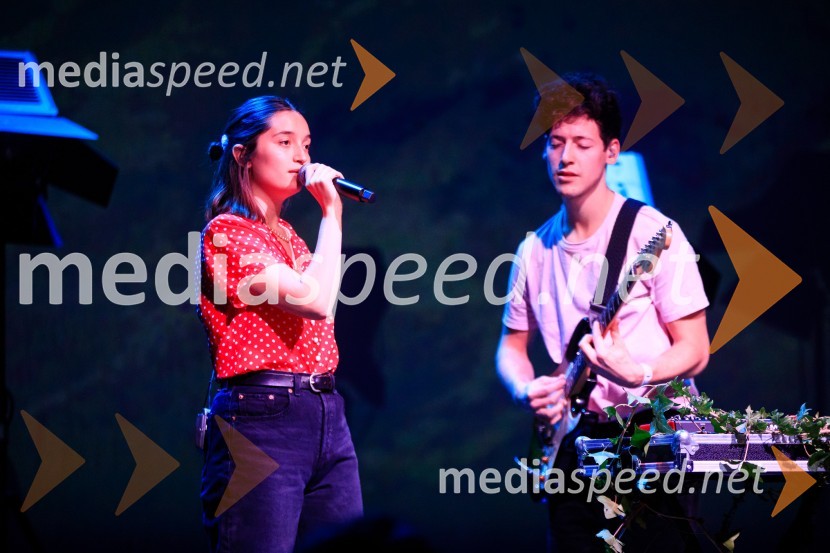  Zala Kralj, glasbenica;  Gašper  Šantl, glasbenikZALAGASPER, predstavitev prvenca