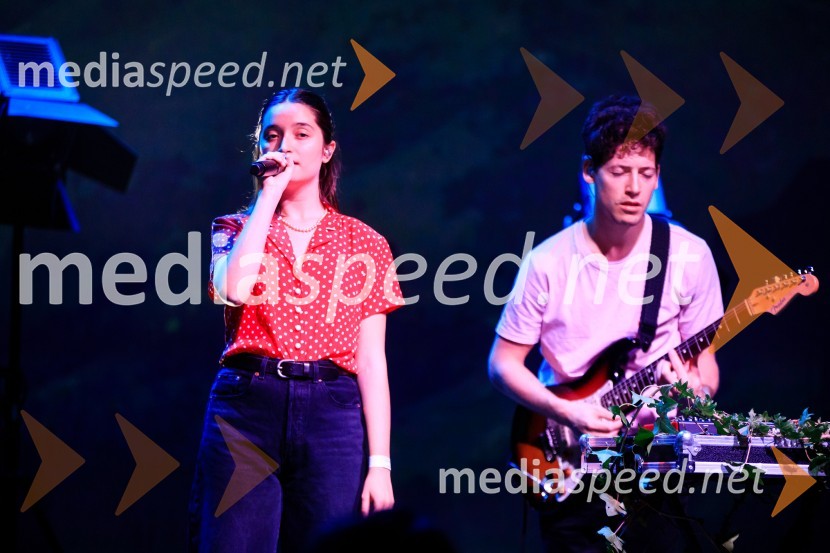  Zala Kralj, glasbenica;  Gašper  Šantl, glasbenikZALAGASPER, predstavitev prvenca