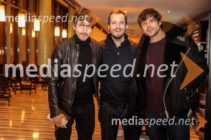  Aljoša  Bagola, izvršni kreativni direktor Pristop Creative;  ... ;  ... ZALAGASPER, predstavitev prvenca