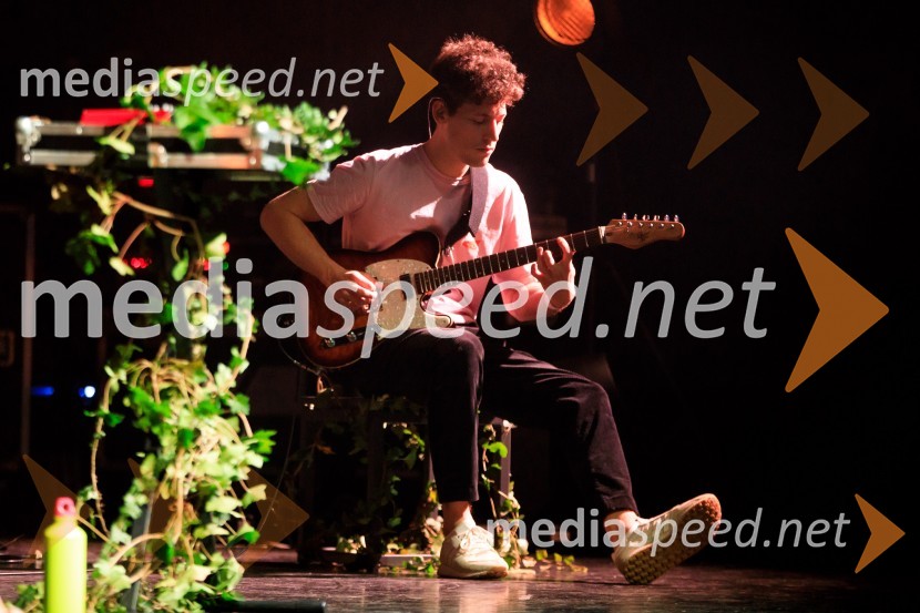  Gašper  Šantl, glasbenikZALAGASPER, predstavitev prvenca