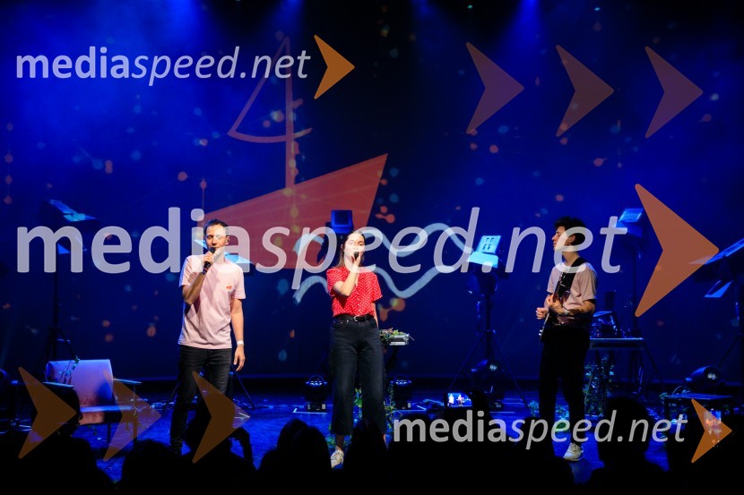  ... ;  Zala Kralj, glasbenica;  Gašper  Šantl, glasbenikZALAGASPER, predstavitev prvenca