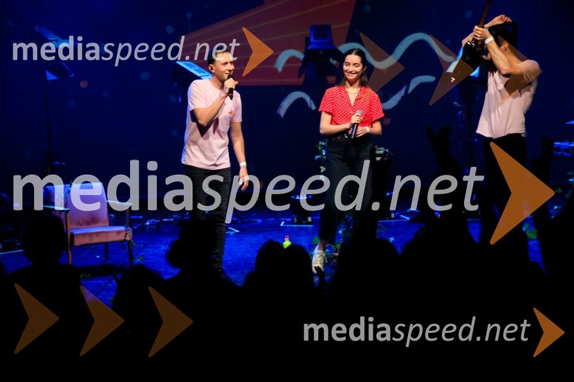  ... ;  Zala Kralj, glasbenica;  Gašper  Šantl, glasbenikZALAGASPER, predstavitev prvenca