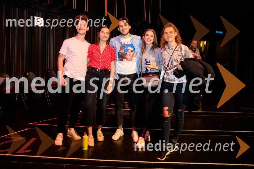  Gašper  Šantl, glasbenik;  Zala Kralj, glasbenica;  ... ;  ... ;  ... ZALAGASPER, predstavitev prvenca