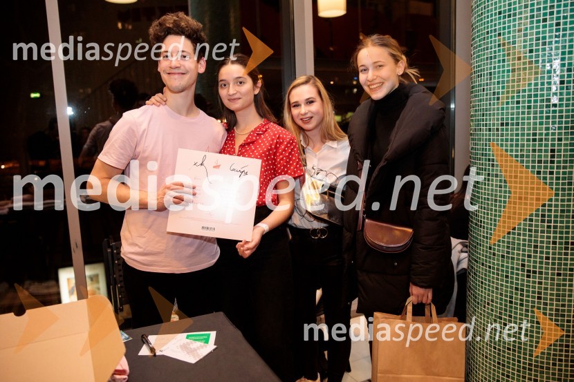  Gašper  Šantl, glasbenik;  Zala Kralj, glasbenica;  ... ;  ... ZALAGASPER, predstavitev prvenca