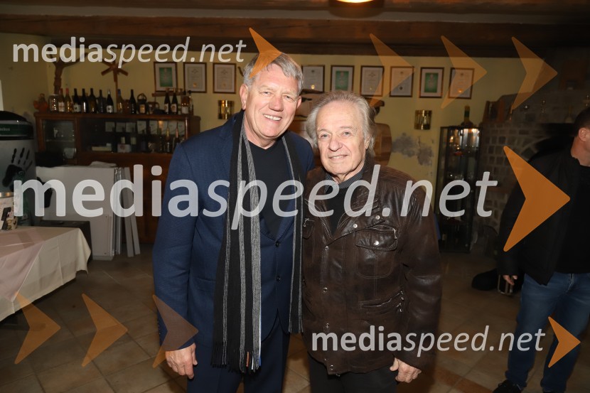  Rudi Šantl, pevec;  Alfi Nipič, pevecSrečanje muzikantov na izletniški kmetiji Mikuž