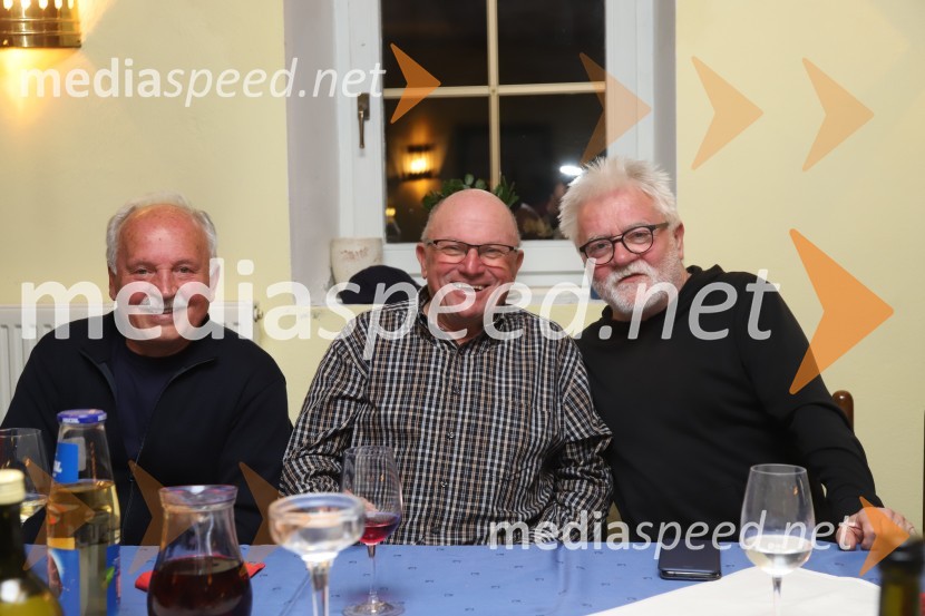  Franc  Ramot, harmonikaš;  Franc  Jerič , klarinetist;  Rudi Miložič, glasbenikSrečanje muzikantov na izletniški kmetiji Mikuž