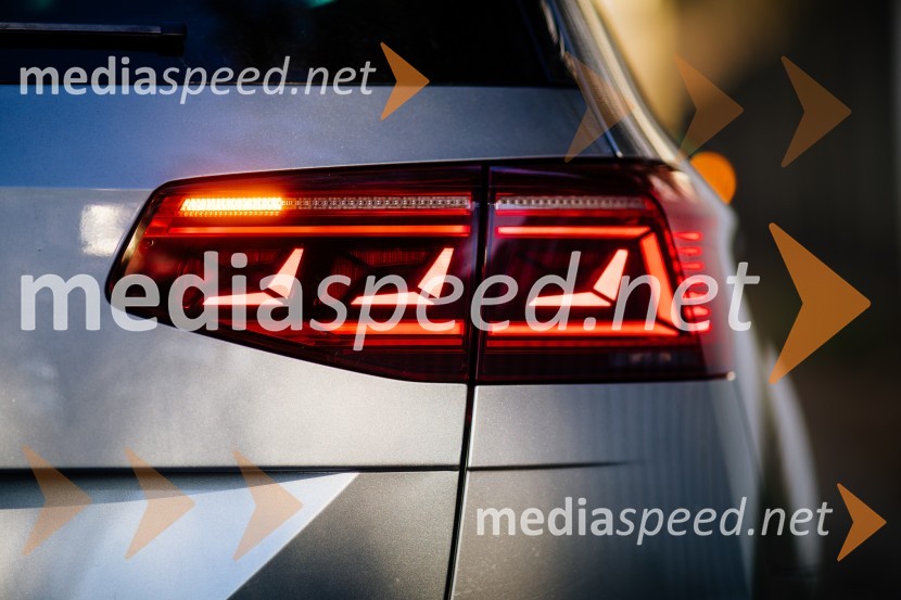 VW Passat Variant EleganceVW Passat Variant Elegance 2.0 TDI