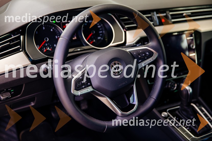 VW Passat Variant EleganceVW Passat Variant Elegance 2.0 TDI