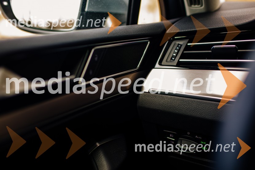 VW Passat Variant EleganceVW Passat Variant Elegance 2.0 TDI