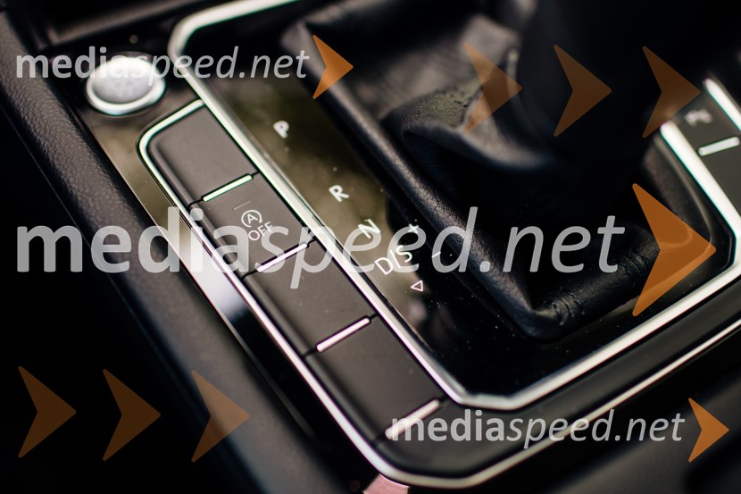 VW Passat Variant EleganceVW Passat Variant Elegance 2.0 TDI