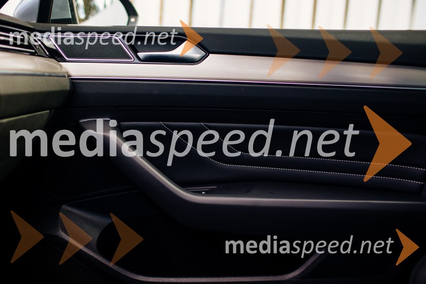 VW Passat Variant EleganceVW Passat Variant Elegance 2.0 TDI