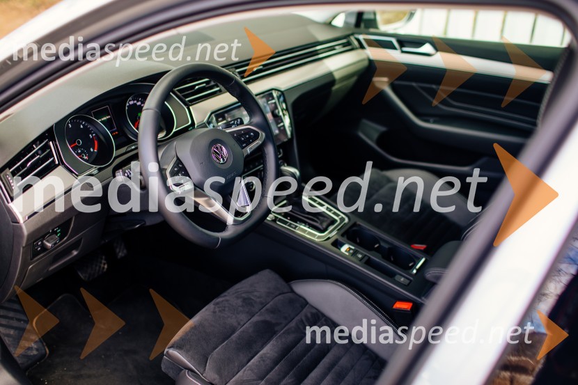 VW Passat Variant EleganceVW Passat Variant Elegance 2.0 TDI