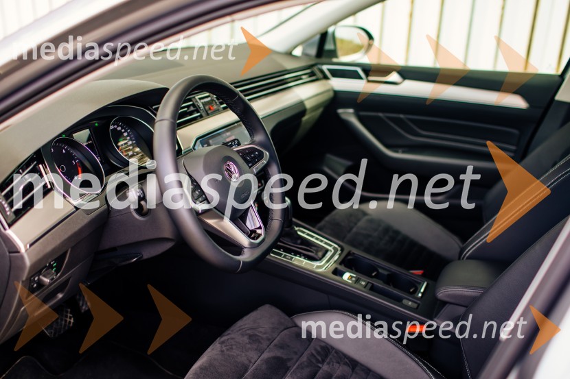 VW Passat Variant EleganceVW Passat Variant Elegance 2.0 TDI