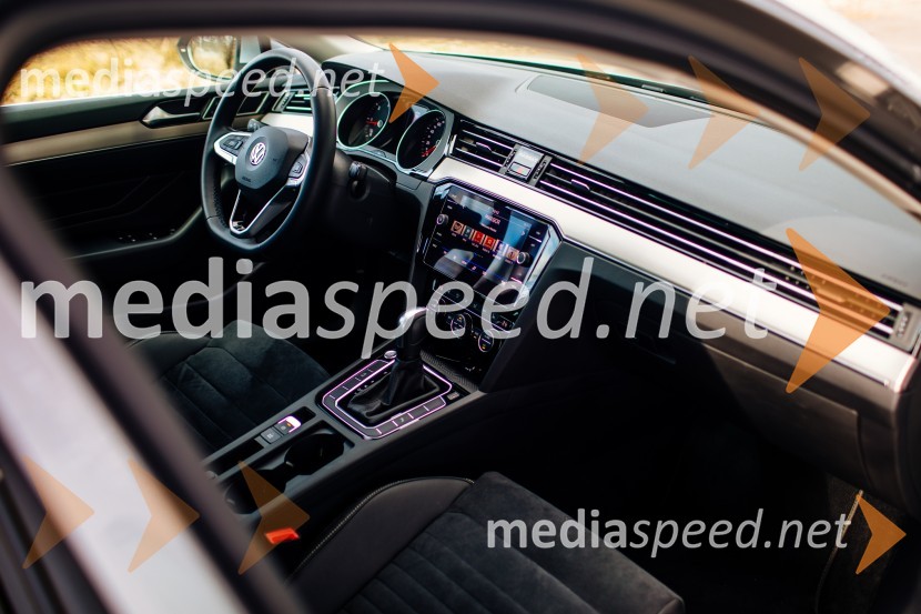 VW Passat Variant EleganceVW Passat Variant Elegance 2.0 TDI