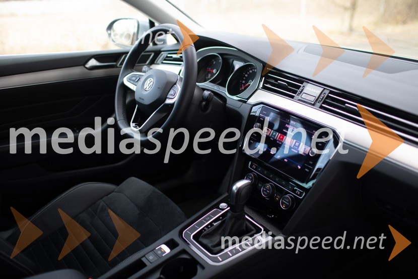 VW Passat Variant EleganceVW Passat Variant Elegance 2.0 TDI