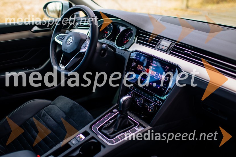 VW Passat Variant EleganceVW Passat Variant Elegance 2.0 TDI