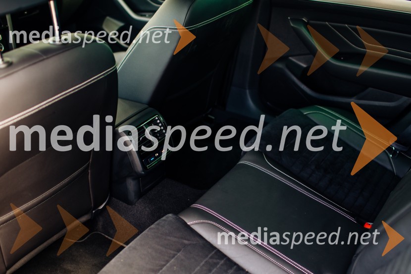 VW Passat Variant EleganceVW Passat Variant Elegance 2.0 TDI