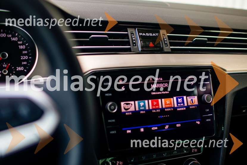 VW Passat Variant EleganceVW Passat Variant Elegance 2.0 TDI