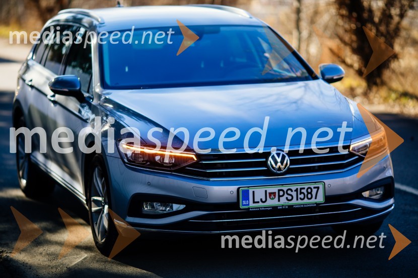 VW Passat Variant EleganceVW Passat Variant Elegance 2.0 TDI