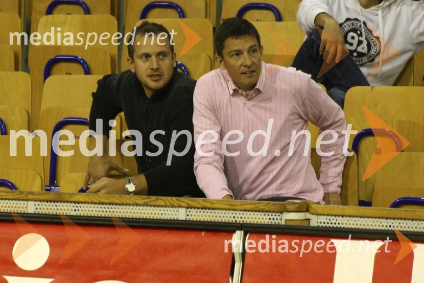 Jure Košir, nekdanji alpski smučar in športni manager in Daniel Zimmerman, nekdanji manager Jureta KoširjaKošarka: Olimpija - Maccabi Tel Aviv