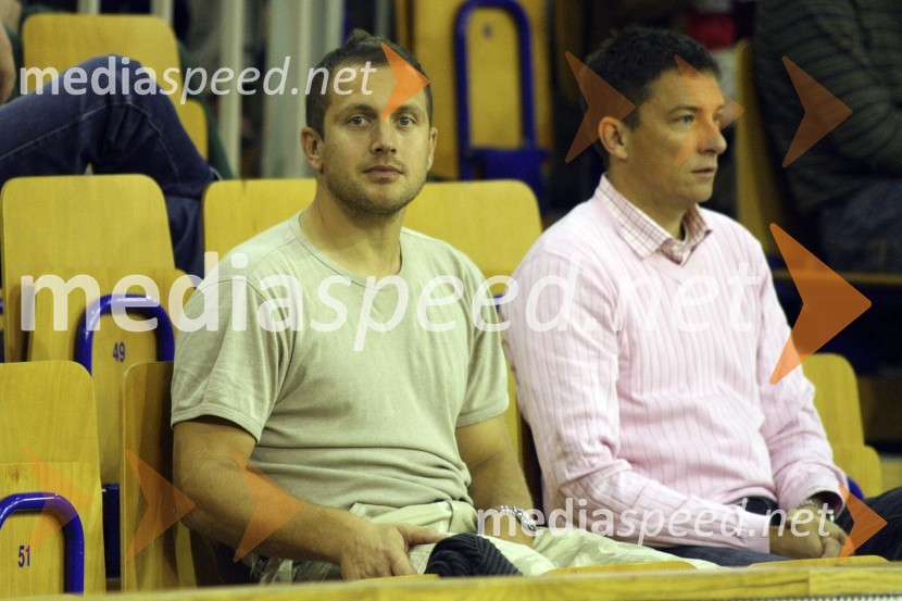 Jure Košir, nekdanji alpski smučar in športni manager in Daniel Zimmerman, nekdanji manager Jureta KoširjaKošarka: Olimpija - Maccabi Tel Aviv
