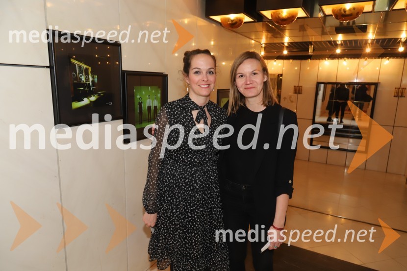  Špela Lešnik, producentka Drame SNG Maribor;  ... Pošta, premiera absurdno tragične komedije v SNG Maribor