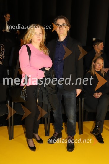  Natalija Popovski;  Aleksandar  Popovski, režiser, umetniški direktor Drame SNG MariborPošta, premiera absurdno tragične komedije v SNG Maribor