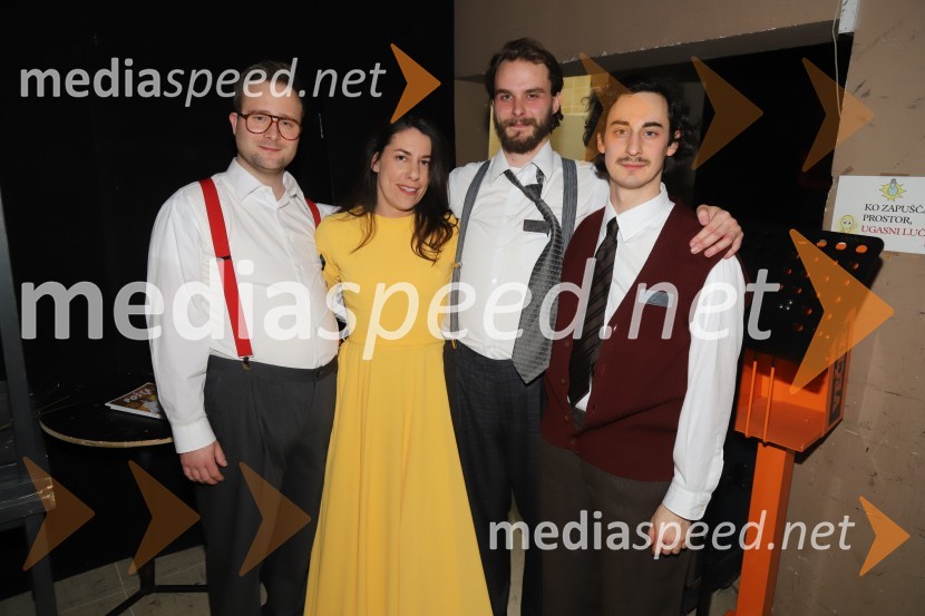  Gregor Podričnik, igralec;  Minca Lorenci, igralka;  Blaž Dolenc, igralec;  Žan Koprivnik, igralecPošta, premiera absurdno tragične komedije v SNG Maribor