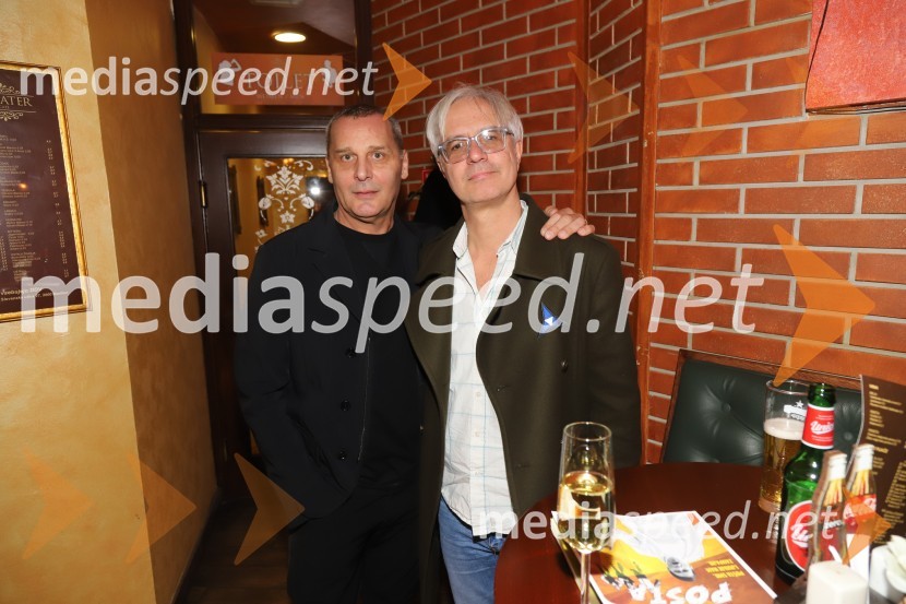  Danilo Rošker, direktor SNG Maribor;  Rok Vilčnik, pesnik, dramatik, glasbenikPošta, premiera absurdno tragične komedije v SNG Maribor