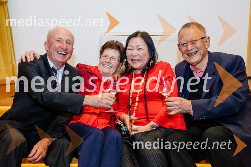  Jožef Steyer, Steyer Vina;  Jožefa Steyer, Steyer Vina;  Keiko Mori, Zaria;  Yukio Mori, ZariaKruh in vino, Tomaž Kavčič in Petar Grašo na posestvu Steyer